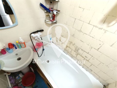 3-к квартира, 9/9 эт., 60м²