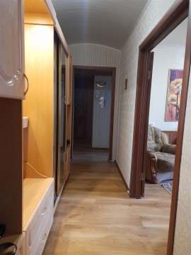 3-к квартира, 9/9 эт., 64м²