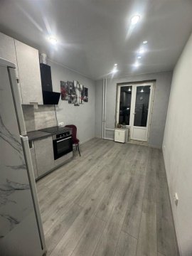 1-к квартира, 7/9 эт., 38м²